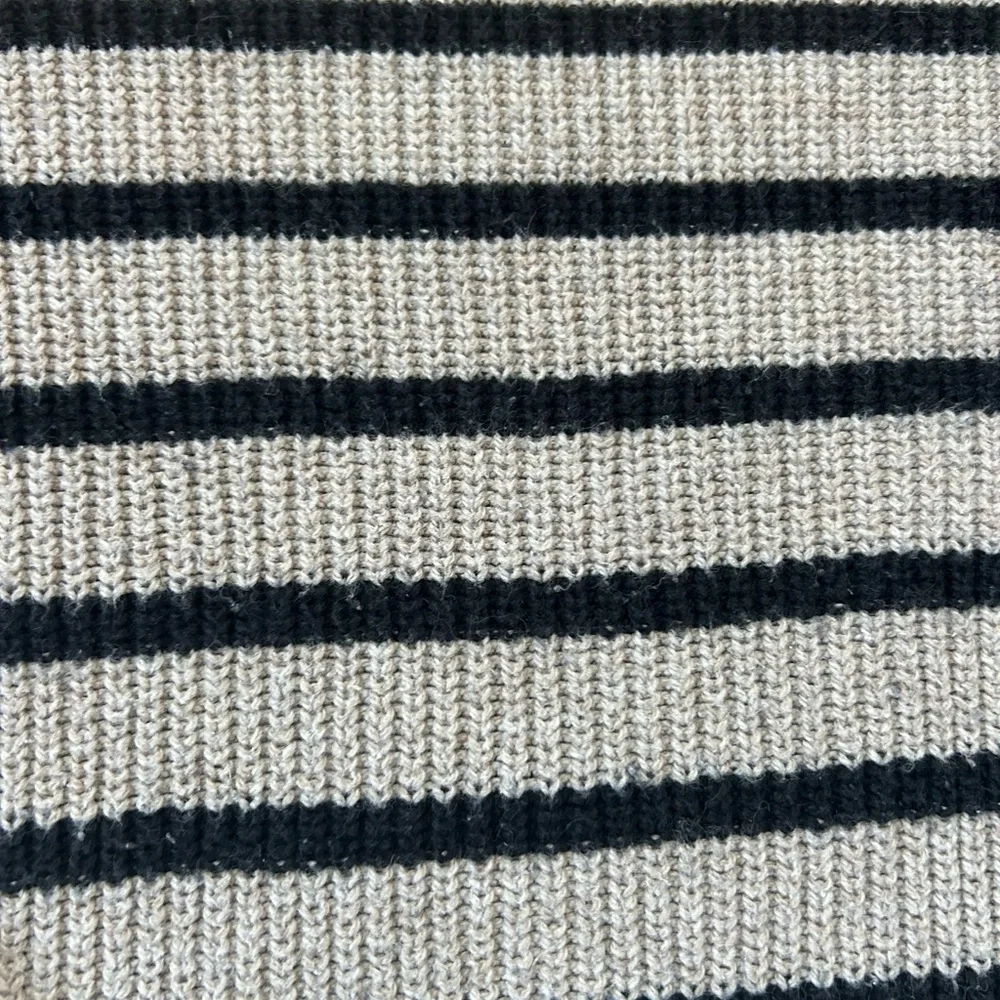 Old Navy Tunic Striped Women's Sweater - Picture 2 of 4